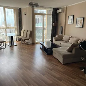  Апартаменты With Sea View
